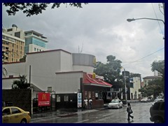 Zona Viva - McDonald's